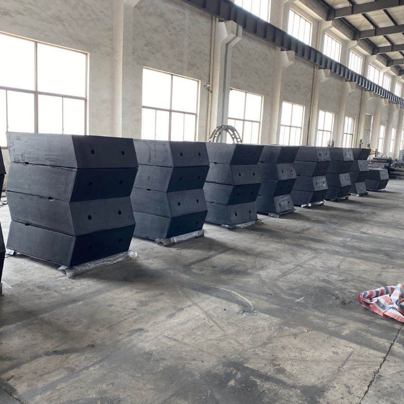 Warme verkoop van duurzaam zeetype MV rubber bumper voor haven- en steiger